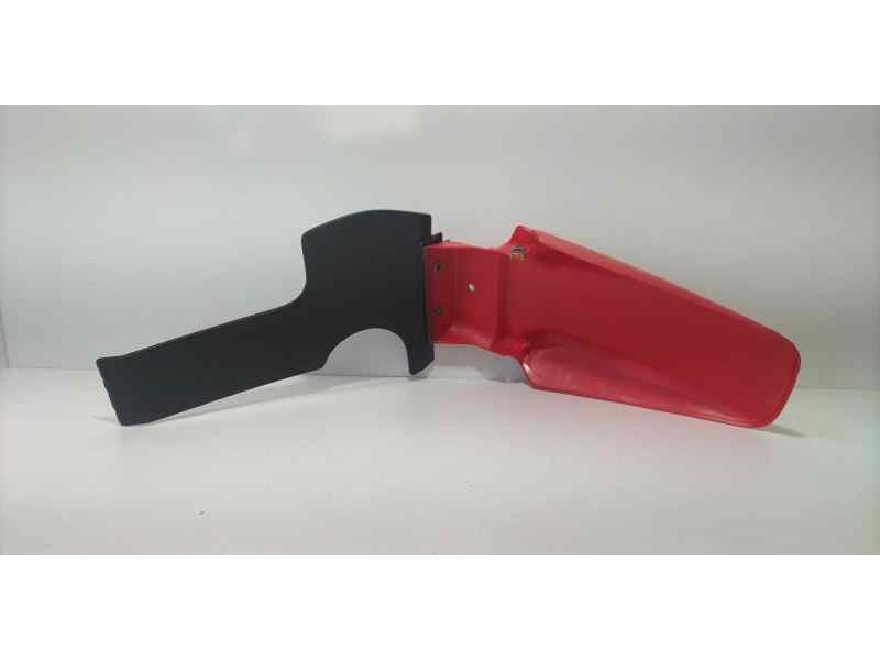 Recambio de guardabarros para malaguti . twuelve 2010 referencia OEM IAM  86848 