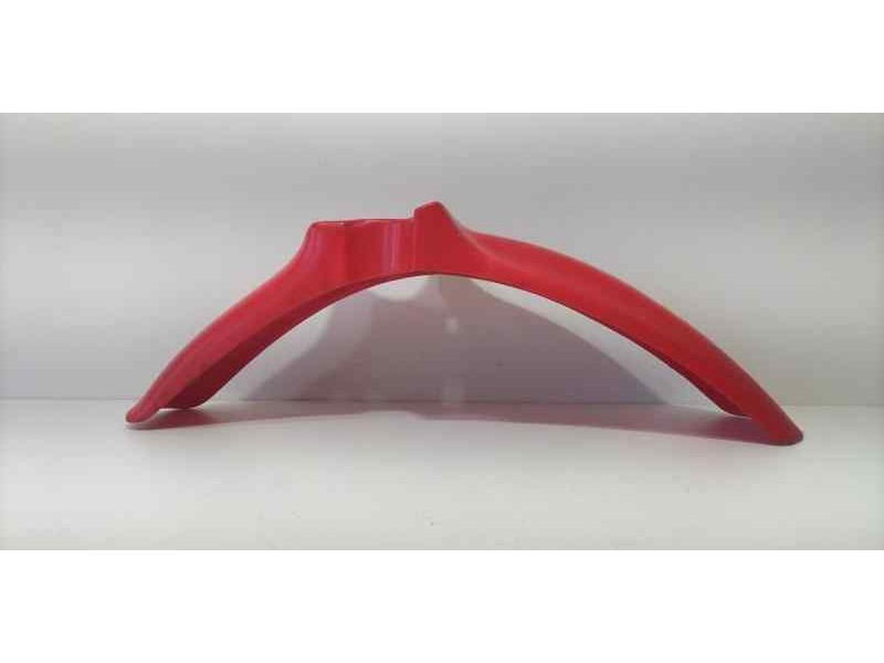 Recambio de guardabarros para malaguti . twuelve 2010 referencia OEM IAM  86849 