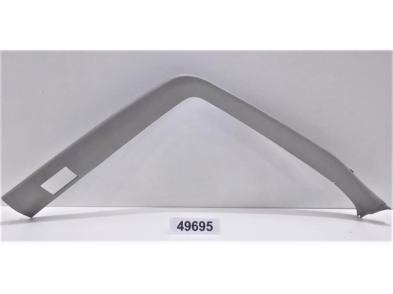 Recambio de moldura para suzuki grand vitara 5 puertas sq (ft) 2.0 td referencia OEM IAM 8379165D0 49695 