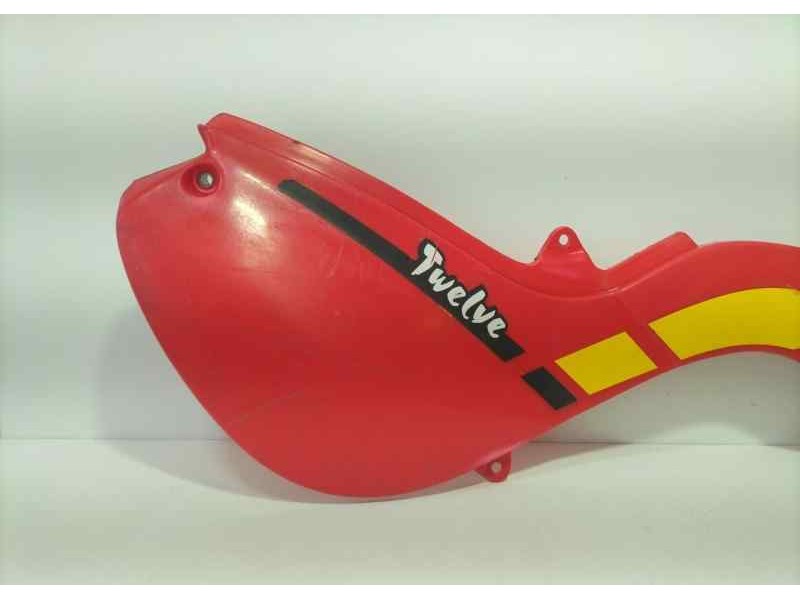 Recambio de molduras delanteras para malaguti . twuelve 2010 referencia OEM IAM  86850 