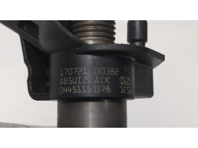 Recambio de inyector para volkswagen touareg (7l6) tdi v6 +motion referencia OEM IAM 0445115078 77835 