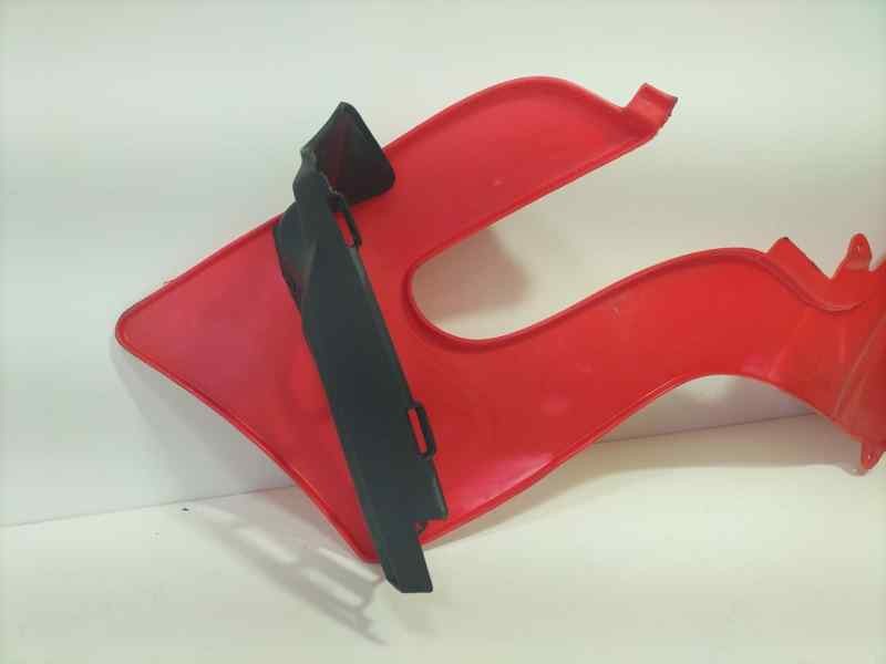 Recambio de molduras delanteras para malaguti . twuelve 2010 referencia OEM IAM  86850 