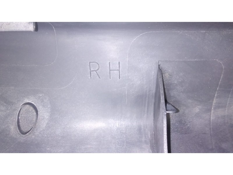 Recambio de estribo para suzuki grand vitara 5 puertas sq (ft) 2.0 td referencia OEM IAM 7756165DA0 49696 