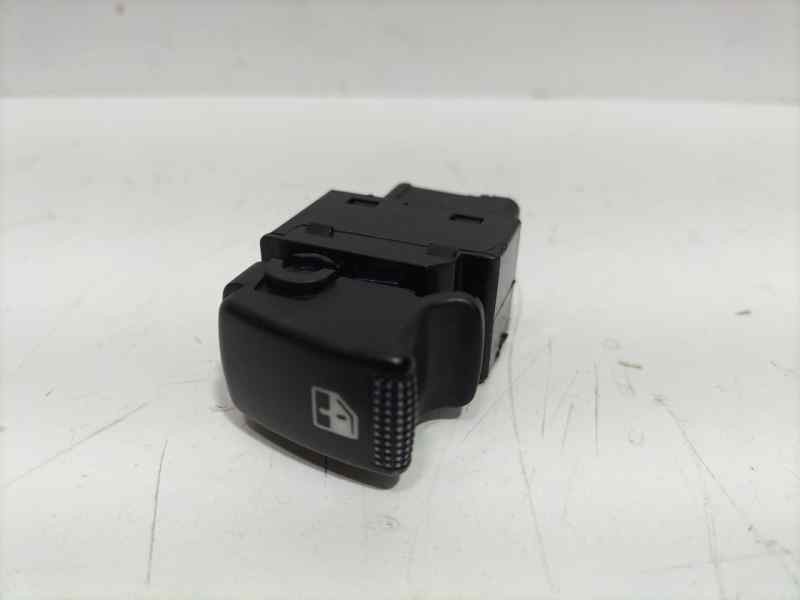 Recambio de mando elevalunas delantero derecho para hyundai tucson (jm) 2.0 crdi comfort (4wd) referencia OEM IAM D4EA 84259 R