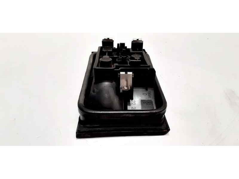 Recambio de piloto trasero derecho interior para citroën xantia berlina 1.9 td armonia referencia OEM IAM PORTON 45366 