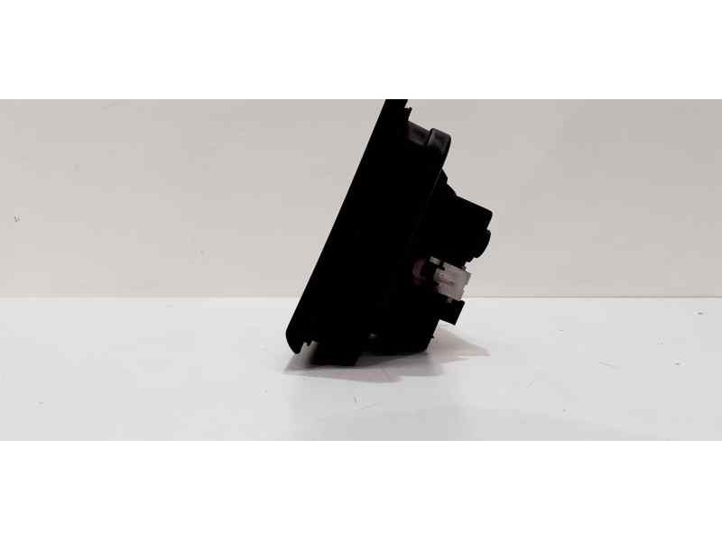 Recambio de piloto trasero derecho interior para citroën xantia berlina 1.9 td armonia referencia OEM IAM PORTON 45366 