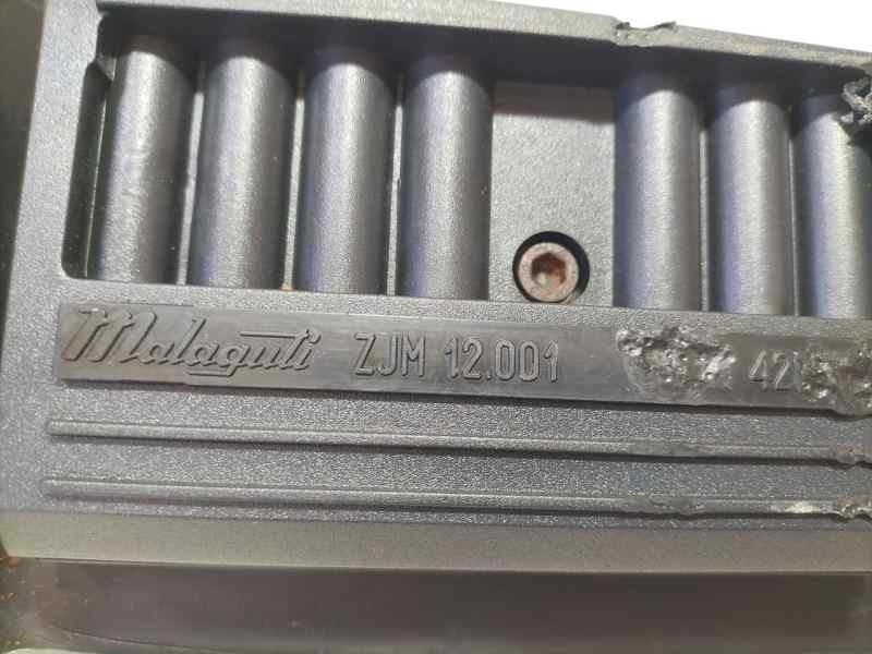 Recambio de filtro aire para malaguti . twuelve 2010 referencia OEM IAM  86855 