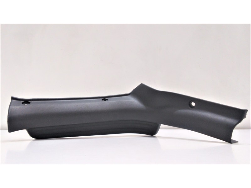 Recambio de molduras traseras para suzuki grand vitara 5 puertas sq (ft) 2.0 td referencia OEM IAM 7618165D0 49704 