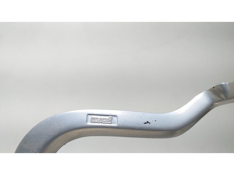 Recambio de pedal freno para derbi senda 125 senda 125 r referencia OEM IAM IB2993 68441 