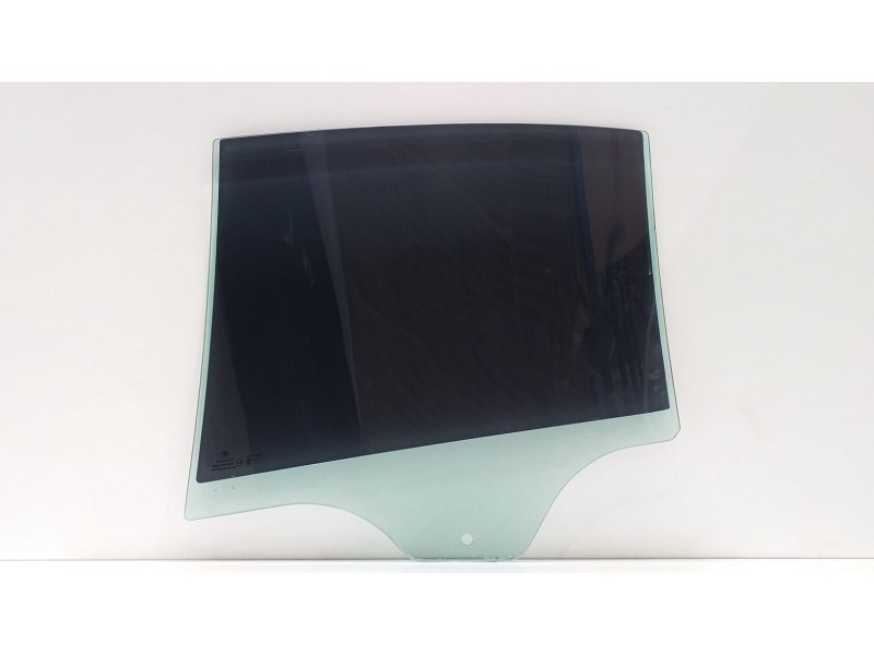 Recambio de luna trasera derecha para bmw serie 7 (e65/e66) 735i referencia OEM IAM 51358223810 53421 