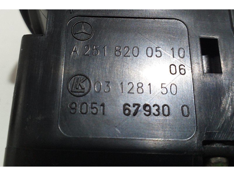 Recambio de mando elevalunas trasero derecho para mercedes-benz clase r (w251) 500 l 4matic (251.172) referencia OEM IAM A251820