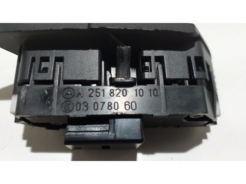 Recambio de intercooler para mercedes-benz clase r (w251) 500 l 4matic (251.172) referencia OEM IAM A2518201010 53447 