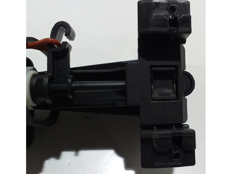 Recambio de tapa exterior combustible para mercedes-benz clase r (w251) 500 l 4matic (251.172) referencia OEM IAM A2518200197 53