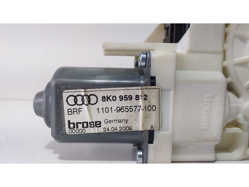 Recambio de motor elevalunas trasero derecho para audi q5 (8r) 3.0 tdi referencia OEM IAM 8K0959812 68506 