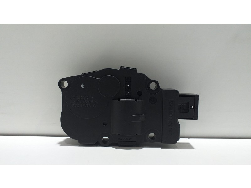 Recambio de motor apertura trampillas climatizador para mercedes-benz clase r (w251) 500 l 4matic (251.172) referencia OEM IAM E