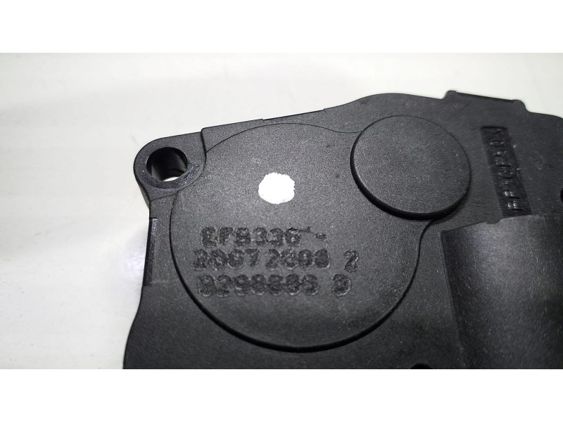 Recambio de motor apertura trampillas climatizador para mercedes-benz clase r (w251) 500 l 4matic (251.172) referencia OEM IAM E