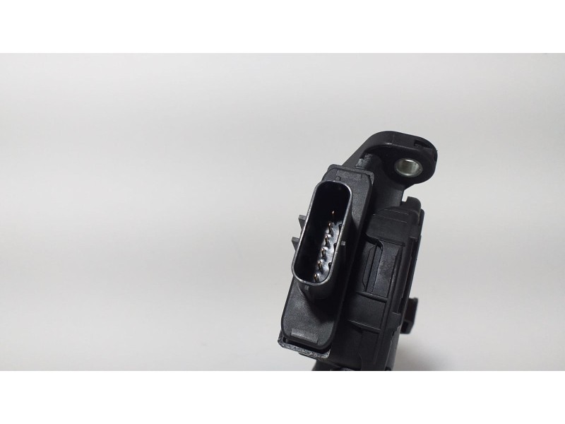 Recambio de potenciometro pedal para audi q5 (8r) 3.0 tdi referencia OEM IAM 8K1723523 68532 