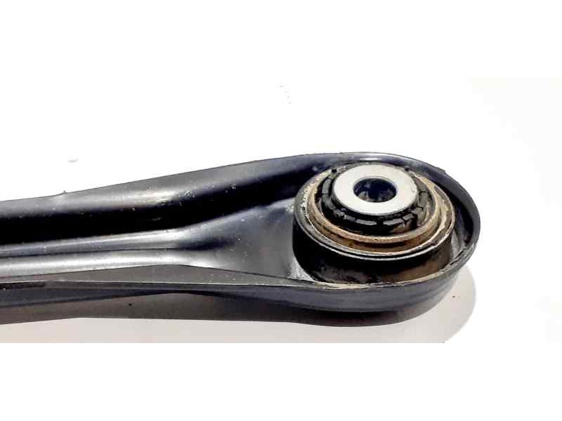 Recambio de brazo suspension inferior trasero derecho para volkswagen touareg (7la) tdi v6 referencia OEM IAM 7L0501531B 45456 