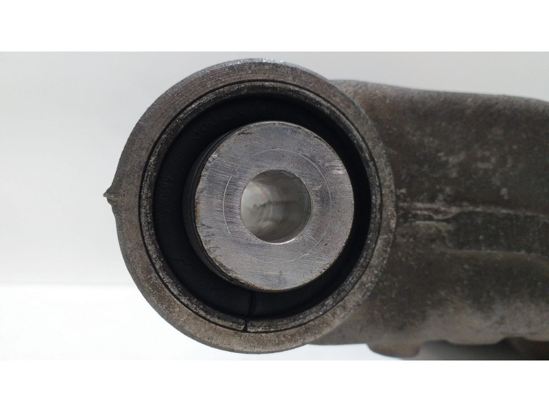 Recambio de brazo suspension inferior trasero derecho para bmw serie 7 (e65/e66) 735i referencia OEM IAM 67531103332 53475 