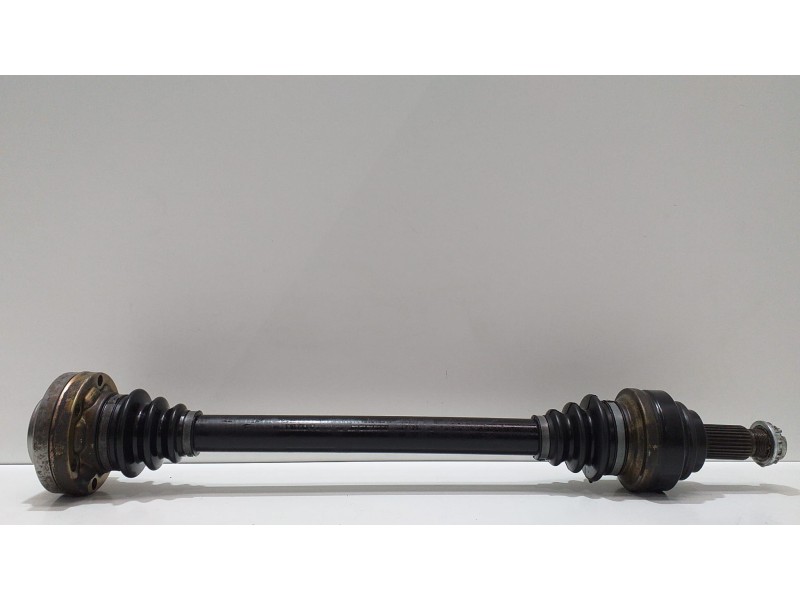 Recambio de transmision trasera derecha para bmw serie 7 (e65/e66) 735i referencia OEM IAM 7520205 53482 