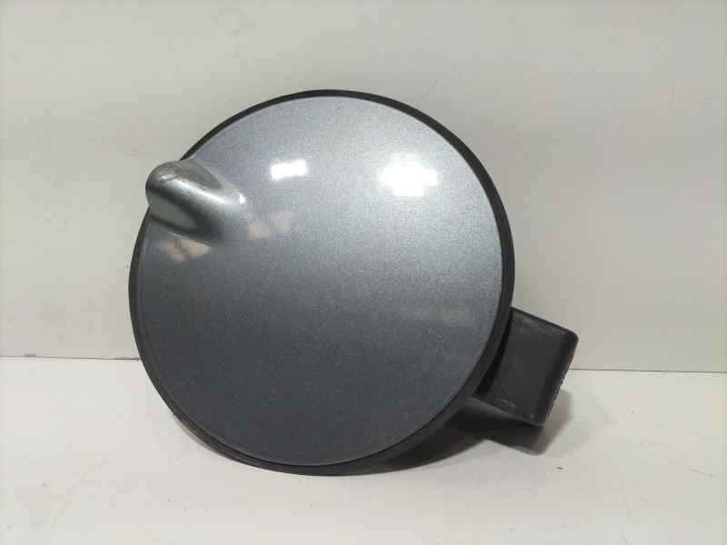 Recambio de tapa exterior combustible para opel corsa e selective pro referencia OEM IAM 13427916 84877 