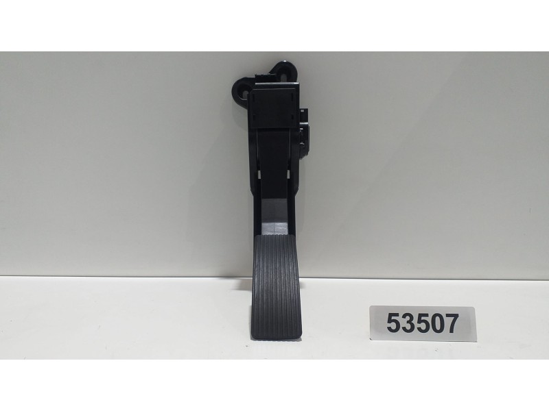 Recambio de potenciometro pedal para mercedes-benz clase r (w251) 500 l 4matic (251.172) referencia OEM IAM A1643000004 53507 