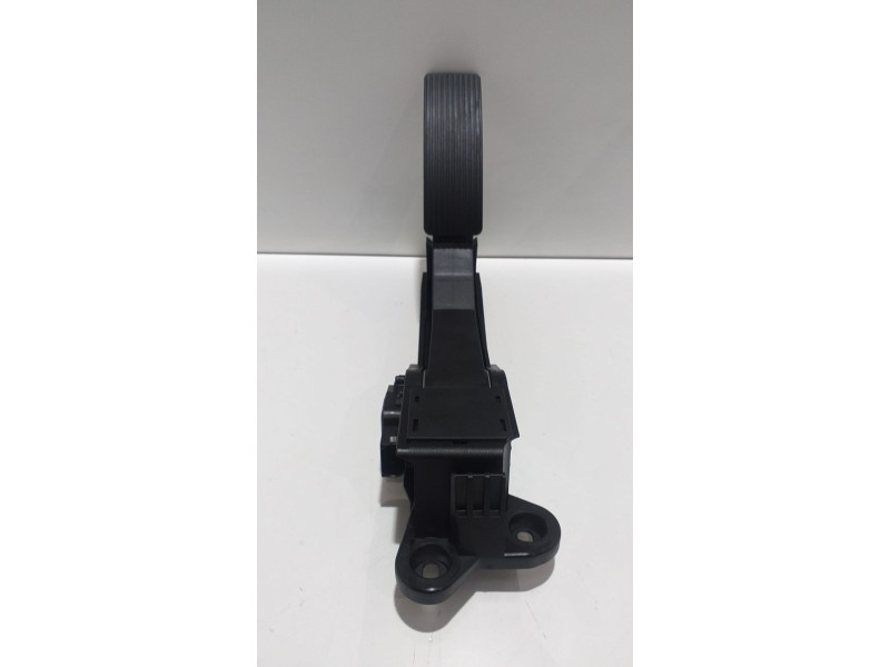 Recambio de potenciometro pedal para mercedes-benz clase r (w251) 500 l 4matic (251.172) referencia OEM IAM A1643000004 53507 