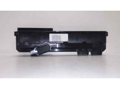 Recambio de caja reles / fusibles para bmw serie 5 berlina (e60) 530i referencia OEM IAM 10688710 45567  2