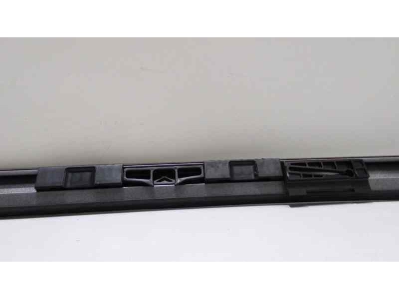 Recambio de moldura para bmw serie 5 berlina (e60) 530i referencia OEM IAM 7070195 45584 