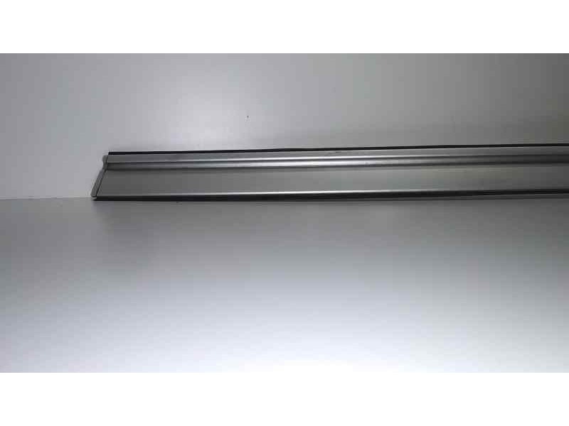 Recambio de moldura para bmw serie 5 berlina (e60) 530i referencia OEM IAM 7070195 45584 