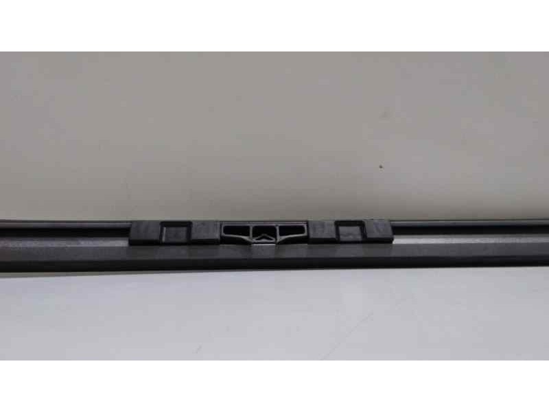 Recambio de moldura para bmw serie 5 berlina (e60) 530i referencia OEM IAM 7070195 45584 