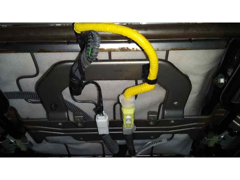 Recambio de juego asientos completo para hyundai i30 classic referencia OEM IAM  45884 