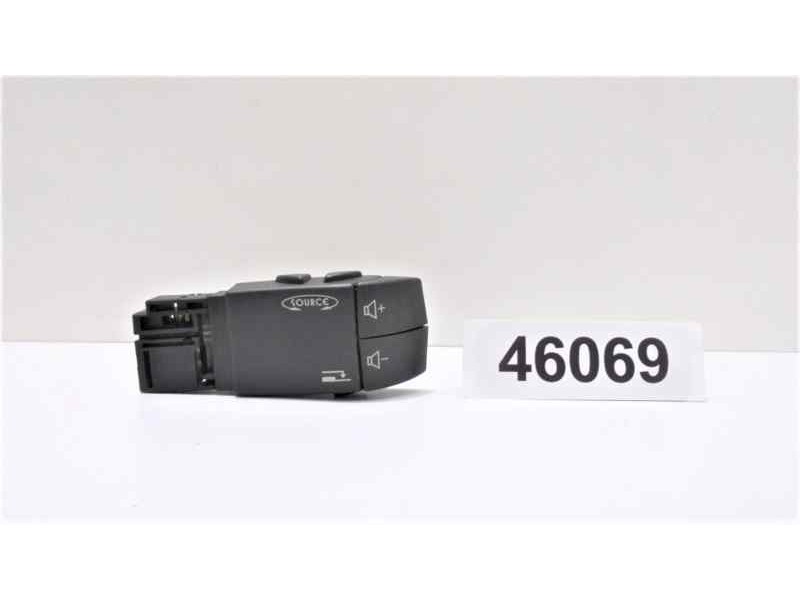 Recambio de mando volante para renault trafic caja cerrada (ab 4.01) l1h1 2,90t caja cerrada, corto referencia OEM IAM 820000904