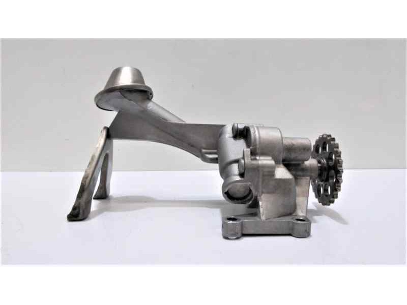 Recambio de bomba aceite para mercedes-benz sprinter (w901,w904) caja cerr. 208 d (901.3/902.361-362) referencia OEM IAM 6061810