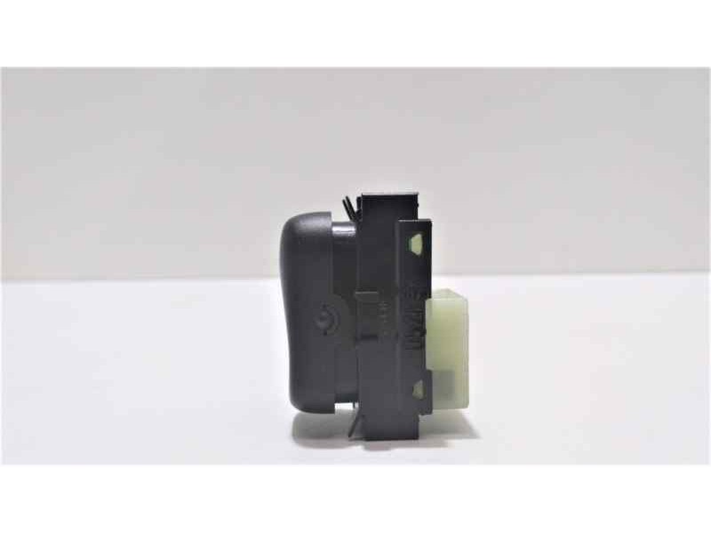 Recambio de mando elevalunas trasero izquierdo para mercedes-benz clase s (w220) berlina 320 cdi (220.026) referencia OEM IAM 22