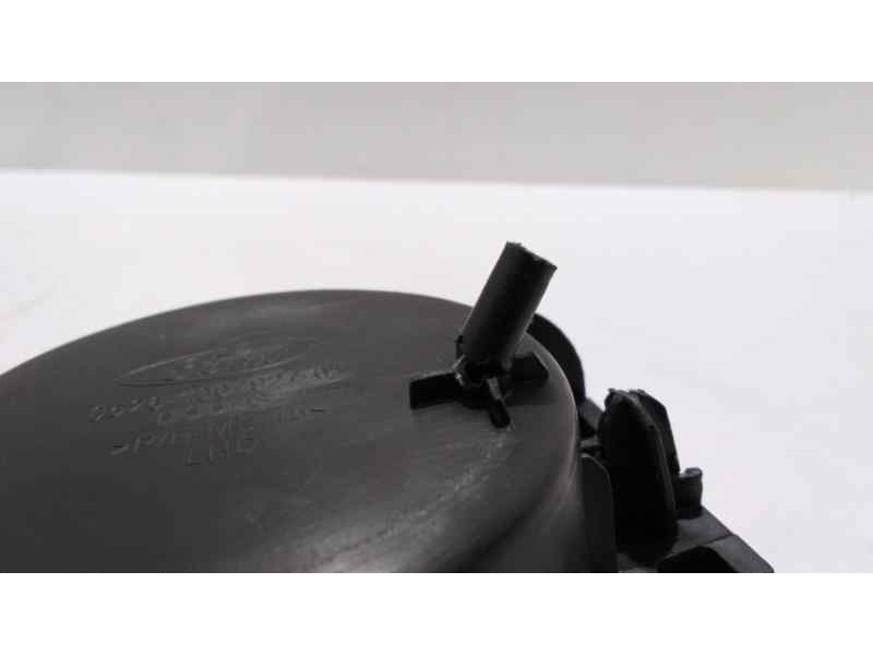 Recambio de moldura para ford fiesta (ccn) trend referencia OEM IAM 0526100792701 46277 