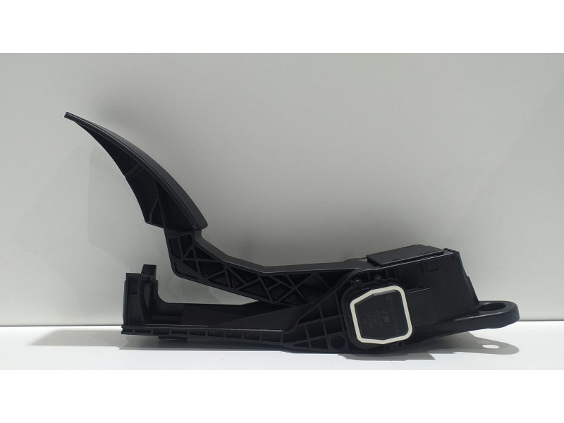 Recambio de potenciometro pedal para mercedes-benz clase r (w251) 500 l 4matic (251.172) referencia OEM IAM A1643000004 53507 