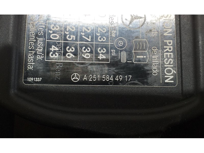 Recambio de tapa exterior combustible para mercedes-benz clase r (w251) 500 l 4matic (251.172) referencia OEM IAM A2515844917 53