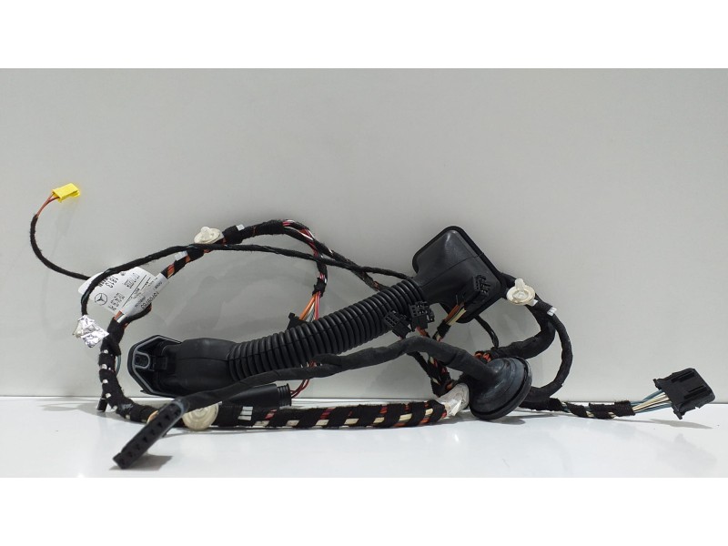 Recambio de puerta delantera derecha para mercedes-benz clase r (w251) 500 l 4matic (251.172) referencia OEM IAM 981576103 53547