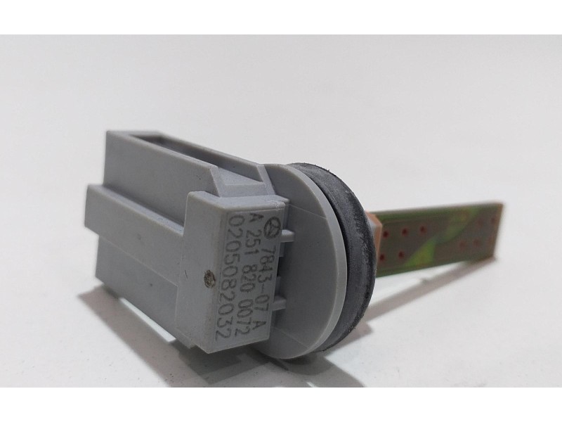 Recambio de sensor para mercedes-benz clase r (w251) 500 l 4matic (251.172) referencia OEM IAM A2518200072 53565 