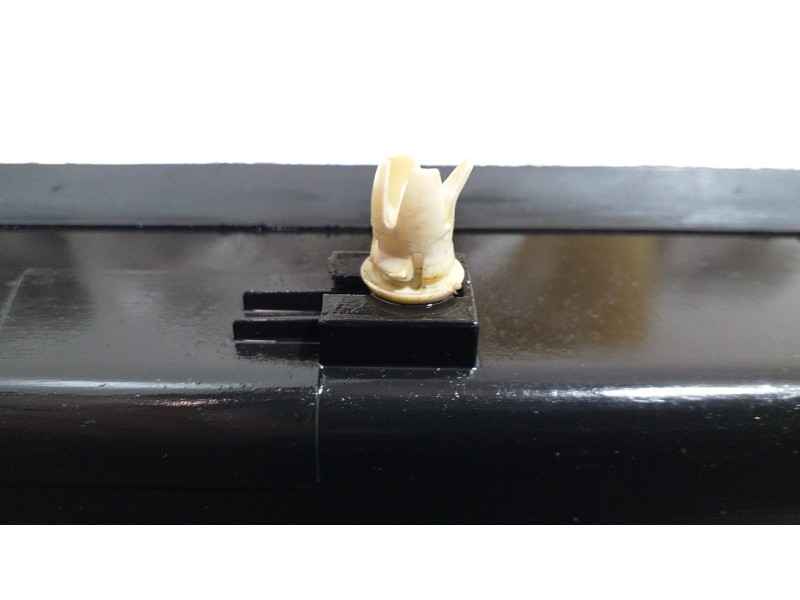 Recambio de molduras delanteras para mercedes-benz clase r (w251) 500 l 4matic (251.172) referencia OEM IAM A2516800035 53571 