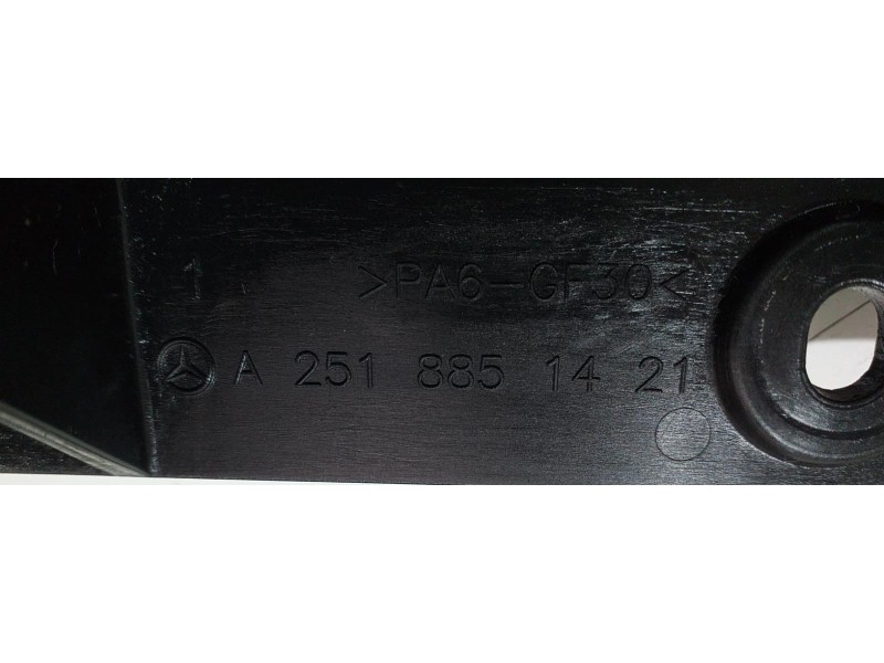 Recambio de molduras traseras para mercedes-benz clase r (w251) 500 l 4matic (251.172) referencia OEM IAM A2518851421 53573 