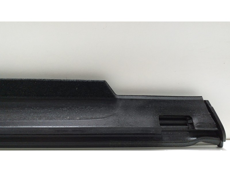 Recambio de molduras traseras para mercedes-benz clase r (w251) 500 l 4matic (251.172) referencia OEM IAM A2516907480 53576 