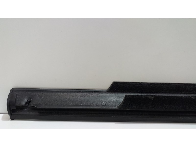 Recambio de molduras delanteras para mercedes-benz clase r (w251) 500 l 4matic (251.172) referencia OEM IAM 273963 53578 