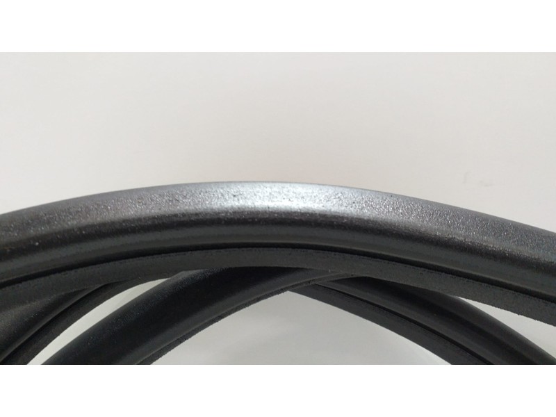 Recambio de goma contorno para mercedes-benz clase r (w251) 500 l 4matic (251.172) referencia OEM IAM A2516900176 53581 