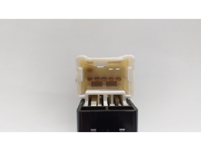 Recambio de mando elevalunas trasero izquierdo para nissan x-trail (t30) comfort referencia OEM IAM 254110V000 53975 