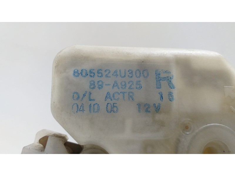 Recambio de cerradura puerta trasera derecha para nissan x-trail (t30) comfort referencia OEM IAM 805524U300 53983 