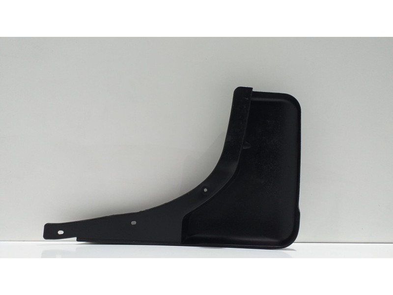 Recambio de faldon trasero para nissan x-trail (t30) comfort referencia OEM IAM 788128H300 53993 