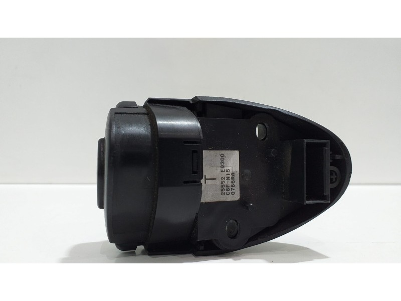 Recambio de mando volante para nissan x-trail (t30) le referencia OEM IAM 25552EQ300 53997 