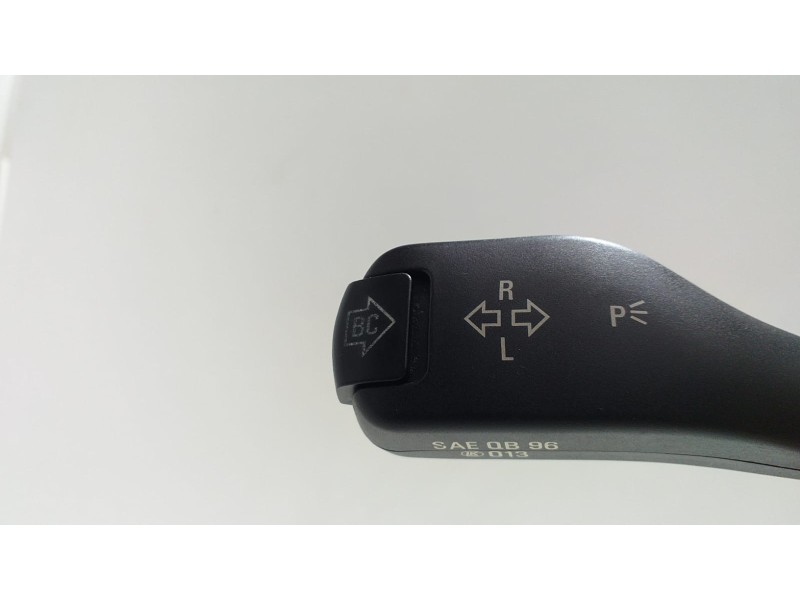 Recambio de mando intermitentes para bmw x5 (e53) 3.0d referencia OEM IAM 8363668M 54037 